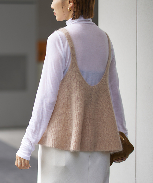 IENA(イエナ)の「モヘヤミックスフレアタンク(ベスト・レディース・チャコールグレー/ピンク・FREE)」の16枚目の写真