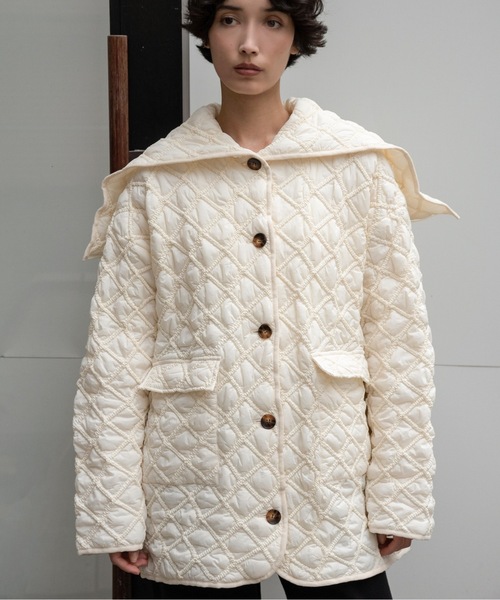 lawgy（ラウジー）の「hooded quilted stitch point coat / フーデッドキルテッドステッチポイントコート（その他アウター・レディース・ブラック/ホワイト・FREE）」の2枚目の写真