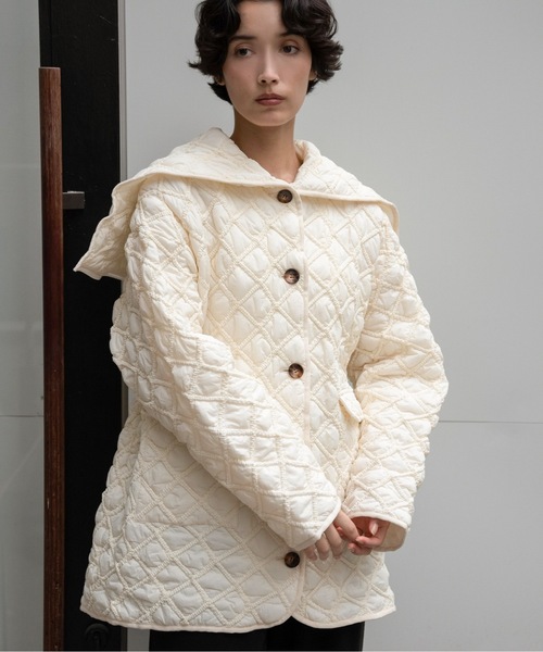 lawgy（ラウジー）の「hooded quilted stitch point coat / フーデッドキルテッドステッチポイントコート（その他アウター・レディース・ブラック/ホワイト・FREE）」の4枚目の写真