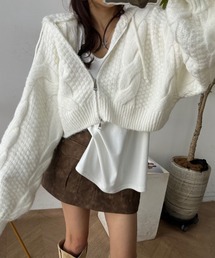 GLAMOROUS JANE（グラマラスジェーン）の「ケーブル編みクロップド丈ニットパーカー（ニット/セーター）」