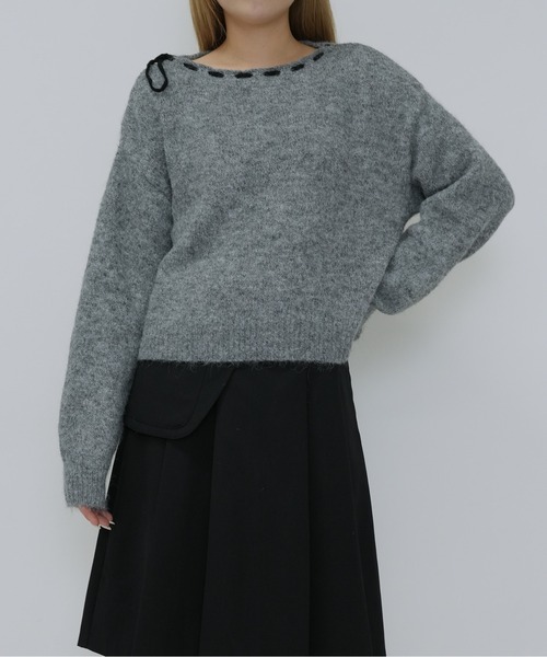 Enewd nina（エニュードニーナ）の「ボートネック風リボン編み上げニット（ニット/セーター・レディース・ブラック/グレー・FREE）」の7枚目の写真