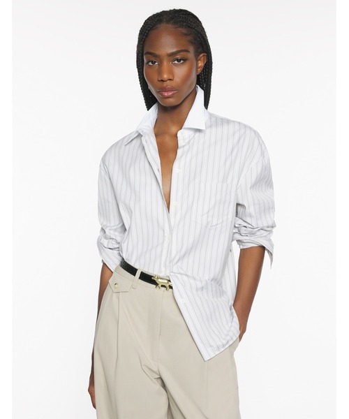 Maison Kitsune（メゾンキツネ）の「MAISON KITSUNE HANDWRITING BOYFRIEND SHIRT（シャツ/ブラウス・レディース・グレー・34/36/38/42/40）」の5枚目の写真