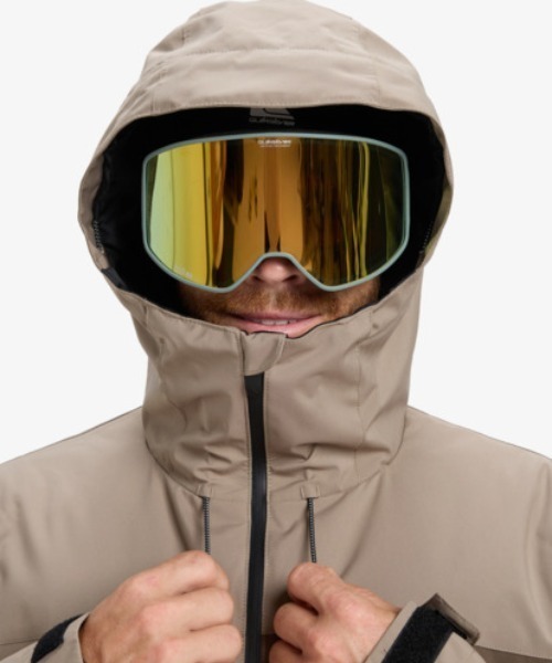 Quiksilver(クイックシルバー)の「SYCAMORE SOLID 20K J/クイックシルバースキースノーボードウェア(ジャケット)(マウンテンパーカー・メンズ・ベージュ/グリーン・LARGE/MEDIUM/X-LARGE)」の10枚目の写真