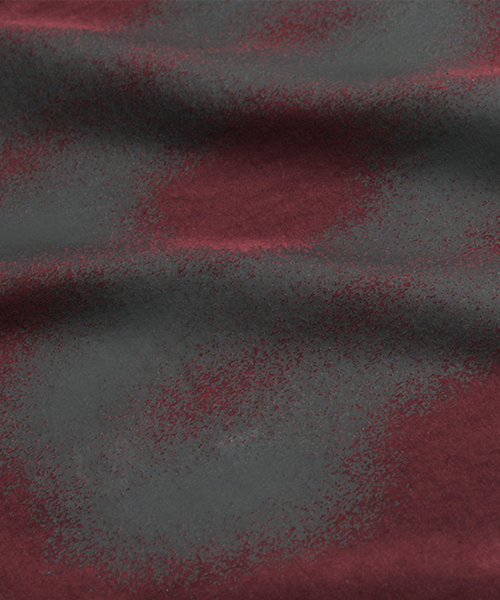 CRIGUN（クリガン）の「Effect Graphics セミオーバーフィット 半袖 BURGUNDY（Tシャツ/カットソー・レディース・バーガンディー・SMALL/MEDIUM/LARGE/X-LARGE/XX-LARGE）」の13枚目の写真