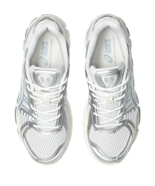 ASICS(アシックス)の「GEL-KAYANO 12.1 / ゲルカヤノ 12.1(スニーカー・メンズ・ホワイト×シルバー・25.5/26.5/24.5/25/28.5/27/27.5/26/29/23.5/24/23/28)」の4枚目の写真