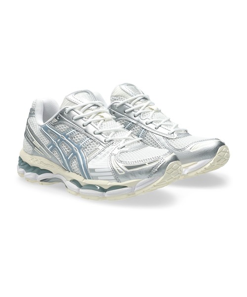 ASICS(アシックス)の「GEL-KAYANO 12.1 / ゲルカヤノ 12.1(スニーカー・メンズ・ホワイト×シルバー・25.5/26.5/24.5/25/28.5/27/27.5/26/29/23.5/24/23/28)」の5枚目の写真