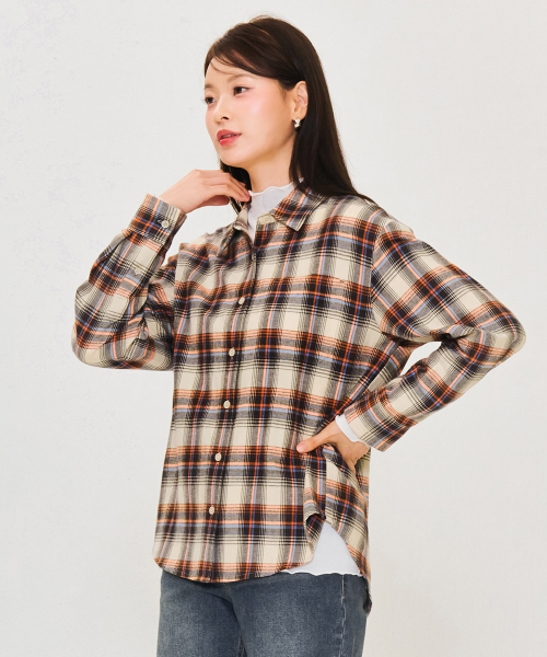 CHASECULT(チェイスカルト)の「レディース フランネルチェックシャツ - アイボリー(シャツ/ブラウス・レディース・オートミール・90/85)」の4枚目の写真