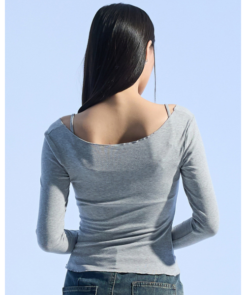 MOAA(モア)の「Layered Squar Neck Top (GRAY) inner set(Tシャツ/カットソー・レディース・その他・SMALL/MEDIUM)」の1枚目の写真