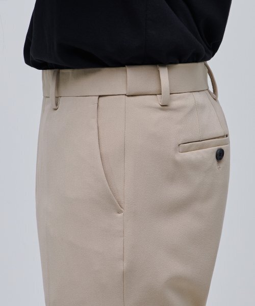 MUSINSA STANDARD（ムシンサスタンダード）の「リラックステーパードヒドゥンバンディングクロップスラックス[ベージュ]（スラックス・メンズ・その他・27/28/29/40/38/42/30/31/26/32/33/34/36）」の7枚目の写真