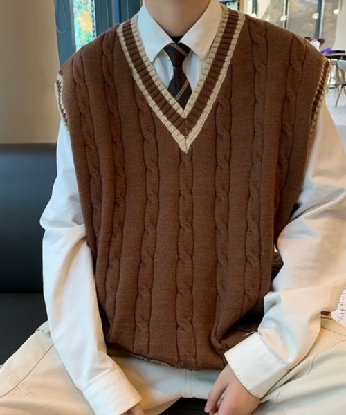 SHEPP(シープ)の「ケーブルラインルーズニットベスト(ベスト・メンズ・ブラウン/アイボリー/ブラック・F)」の9枚目の写真