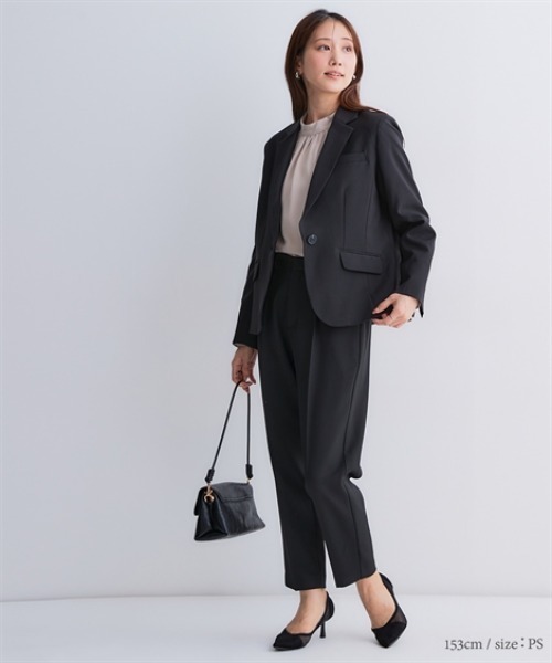 Petitjo（プッチージョ）の「小さいサイズ　【レディーススーツ】テーラードジャケット（セットアップ対応・上下別売り）　低身長さん・小柄女性（テーラードジャケット・レディース・ブラック/グレイッシュベージュ/ネイビー・PL/PM/PS/PSS）」の7枚目の写真