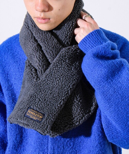 PENDLETON（ペンドルトン）の「【PENDLETON】別注 HARDING 差し込みボアマフラー（マフラー・メンズ・ベージュ系その他/ブラック/チャコールグレー/グレー系その他・FREE）」の4枚目の写真
