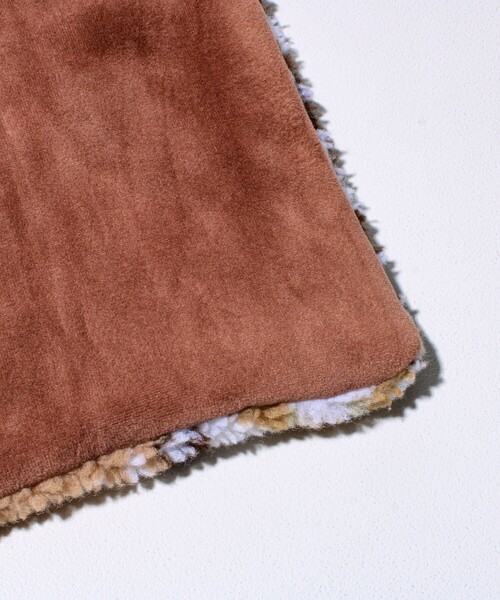 PENDLETON（ペンドルトン）の「【PENDLETON】別注 HARDING 差し込みボアマフラー（マフラー・メンズ・ベージュ系その他/ブラック/チャコールグレー/グレー系その他・FREE）」の7枚目の写真