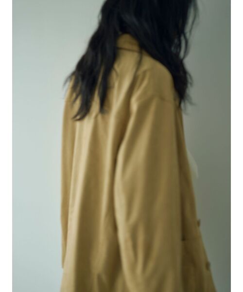 Ungrid(アングリッド)の「フェイクスウェードジャケット(テーラードジャケット・レディース・アイボリー/イエロー/ブラウン・FREE)」の6枚目の写真