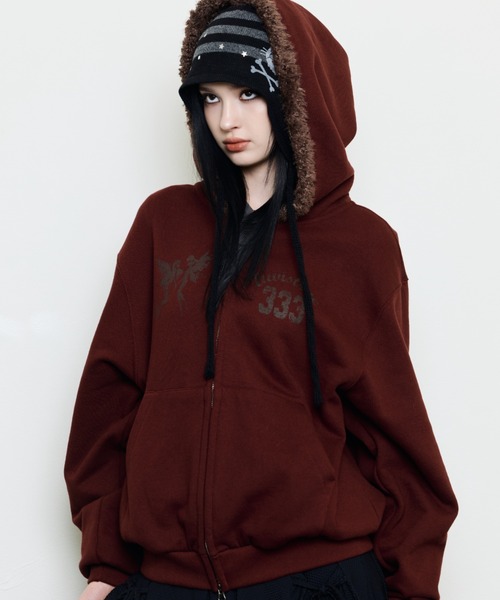 LUVISTRUE（ラヴイズトゥルー）の「EV FAIRY FUR HOOD ZIP UP（パーカー・レディース・ブラック/ベージュ/バーガンディー・FREE）」の8枚目の写真