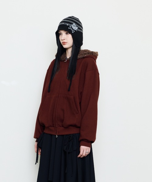 LUVISTRUE（ラヴイズトゥルー）の「EV FAIRY FUR HOOD ZIP UP（パーカー・レディース・ブラック/ベージュ/バーガンディー・FREE）」の15枚目の写真