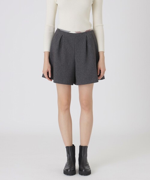 BLUE LABEL CRESTBRIDGE（ブルーレーベルクレストブリッジ）の「シックへリンボンキュロットパンツ（その他パンツ・レディース・ベージュ/ブラック・38/36）」の2枚目の写真