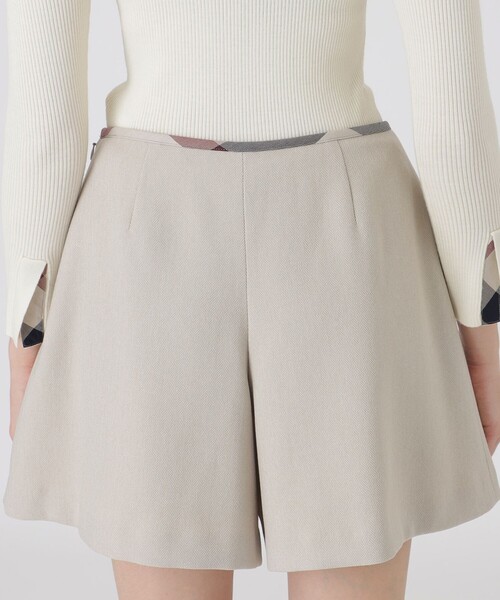 BLUE LABEL CRESTBRIDGE（ブルーレーベルクレストブリッジ）の「シックへリンボンキュロットパンツ（その他パンツ・レディース・ベージュ/ブラック・38/36）」の12枚目の写真