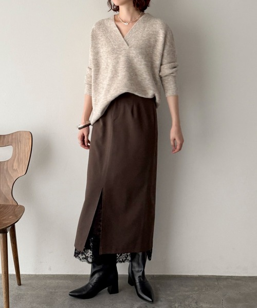 Doux archives(ドゥアルシーヴ)の「裾レースタイトスカート(スカート・レディース・ベージュ/ブラウン/グレー・SMALL/MEDIUM)」の9枚目の写真