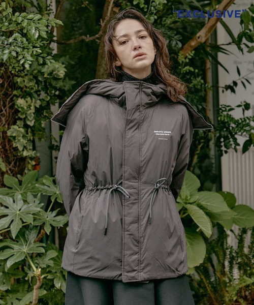 beautiful people(ビューティフルピープル)の「【beautiful people×THE TOKYO/ビューティフルピープル×ザトウキョウ】別注 flight down jacket/フライトダウンジャケット/リバーシブル(ダウンジャケット/コート・レディース・ブラック/カーキ/グレー・36/40)」の3枚目の写真