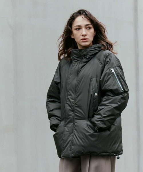 beautiful people(ビューティフルピープル)の「【beautiful people×THE TOKYO/ビューティフルピープル×ザトウキョウ】別注 flight down jacket/フライトダウンジャケット/リバーシブル(ダウンジャケット/コート・レディース・ブラック/カーキ/グレー・36/40)」の22枚目の写真