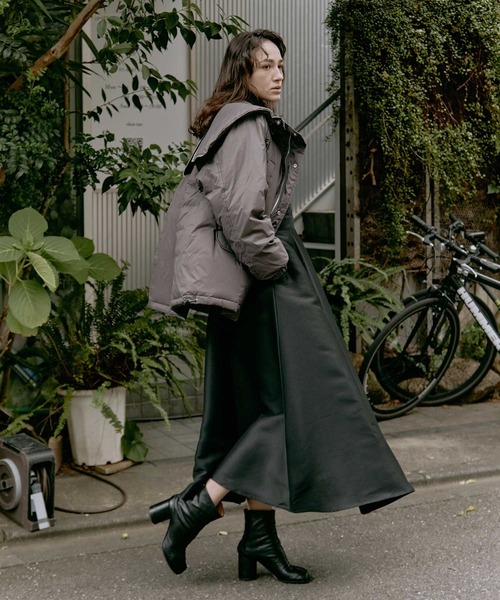 beautiful people(ビューティフルピープル)の「【beautiful people×THE TOKYO/ビューティフルピープル×ザトウキョウ】別注 flight down jacket/フライトダウンジャケット/リバーシブル(ダウンジャケット/コート・レディース・ブラック/カーキ/グレー・36/40)」の9枚目の写真