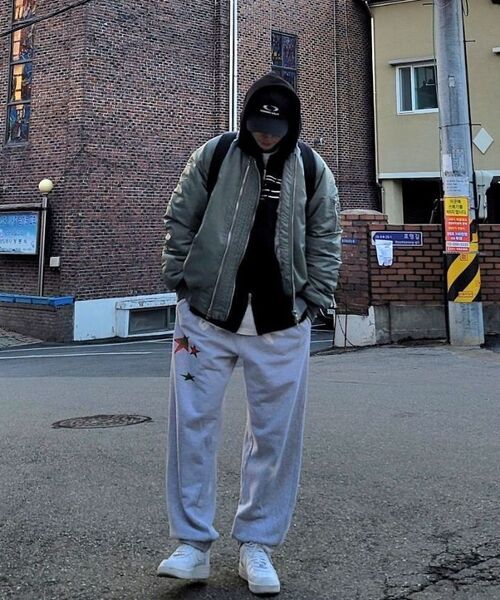 LMCの「TWINKLE STAR SWEAT PANTS heather gray(スウェットパンツ・レディース・その他・MEDIUM/LARGE)」の5枚目の写真
