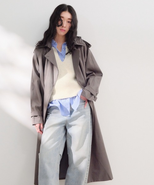 Shelly island（シェリーアイランド）の「ロングトレンチコート（トレンチコート・レディース・ベージュ/ブラック/グレー・FREE）」の2枚目の写真