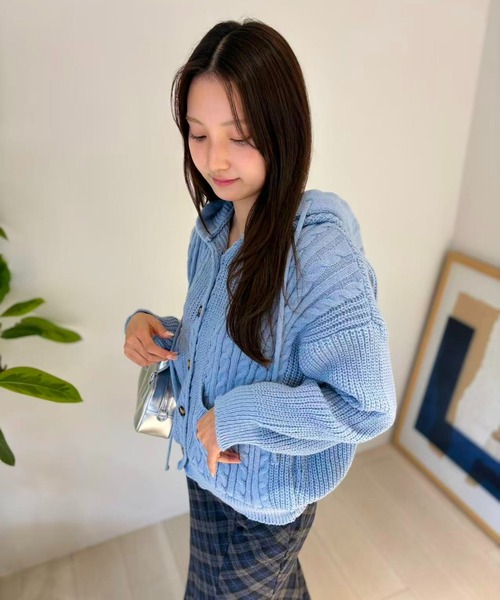 mebole(メボレ)の「Cozy Hood Cardigan(カーディガン/ボレロ・レディース・グレー/ブルー/ブラウン・FREE)」の9枚目の写真