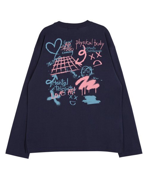 ASTRAL PROJECTION(アストラルプロジェクション)の「グラフィティラウンドネック13番手綿ロングスリーブTシャツ_ネイビー(Tシャツ/カットソー・メンズ・その他・LARGE/MEDIUM/X-LARGE/XX-LARGE)」の1枚目の写真