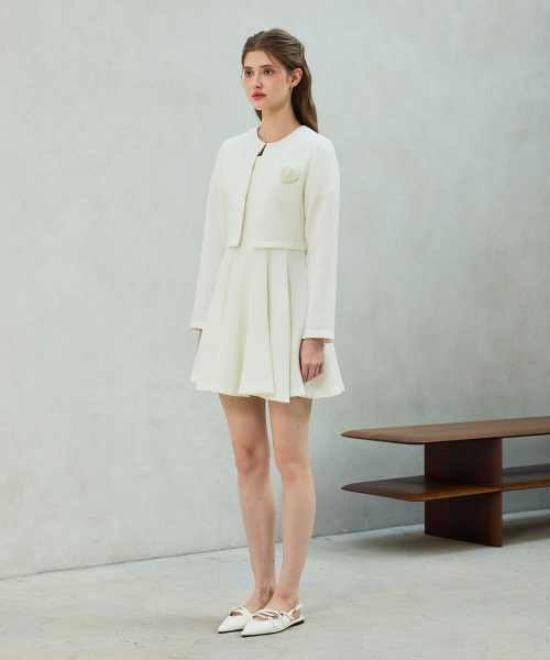 ARI(アリ)の「LANI TWEED CARDIGAN / WHITE(カーディガン/ボレロ・レディース・ホワイト・SMALL/MEDIUM)」の3枚目の写真