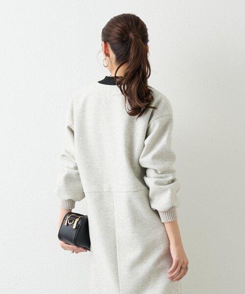 un dix cors（アンディコール）の「《大人可愛い◎》ストレッチレースハイネックプルオーバー（Tシャツ/カットソー・レディース・ブラック/モカ/アイボリー・FREE）」の5枚目の写真