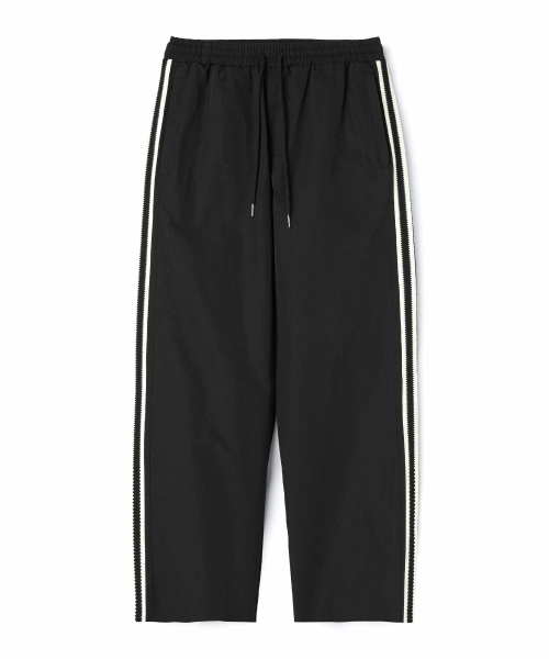 WMC(ダブリューエムシー)の「サイドラインパンツ_BLACK(スウェットパンツ・レディース・ブラック・MEDIUM/LARGE/X-LARGE)」の2枚目の写真