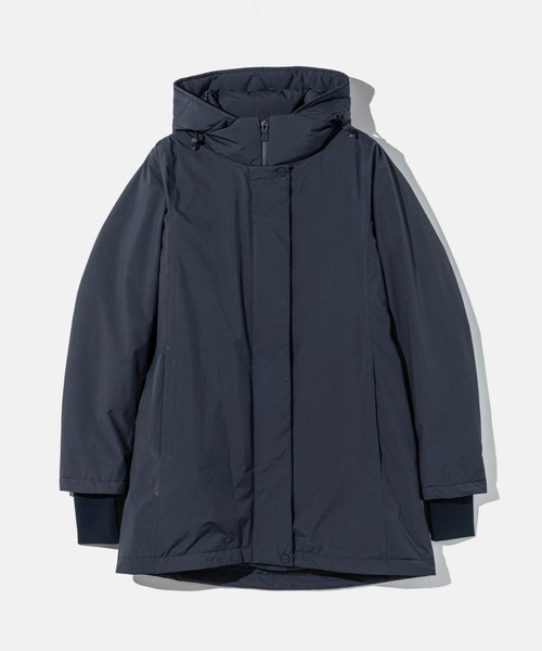 HERNO(ヘルノ)の「HERNO 2 LAYER PRO METEO DOWN COAT ヘルノ 2レイヤー プロメテオ ダウンコート(その他アウター・レディース・ブラック/ネイビー・42/44/40/38)」の7枚目の写真