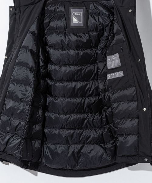 HERNO(ヘルノ)の「HERNO 2 LAYER PRO METEO DOWN COAT ヘルノ 2レイヤー プロメテオ ダウンコート(その他アウター・レディース・ブラック/ネイビー・42/44/40/38)」の16枚目の写真