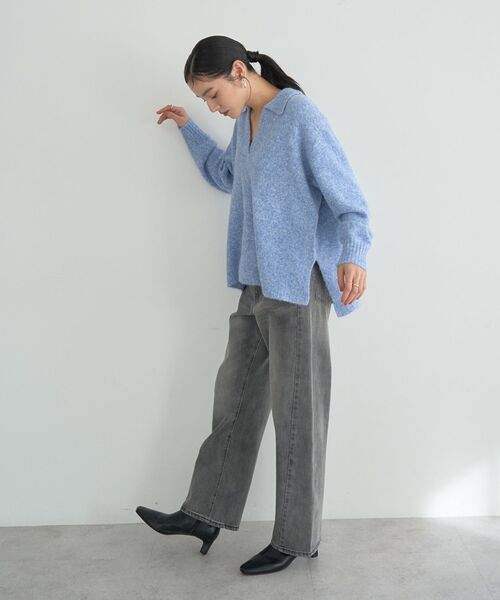 YECCA VECCA（イェッカヴェッカ）の「襟付きVネックニット（ニット/セーター・レディース・チャコールグレー/ブルー/ベージュ・FREE）」の18枚目の写真