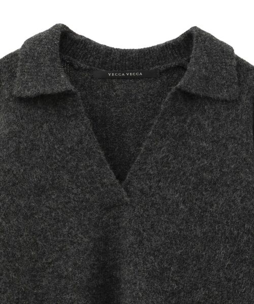 YECCA VECCA（イェッカヴェッカ）の「襟付きVネックニット（ニット/セーター・レディース・チャコールグレー/ブルー/ベージュ・FREE）」の12枚目の写真