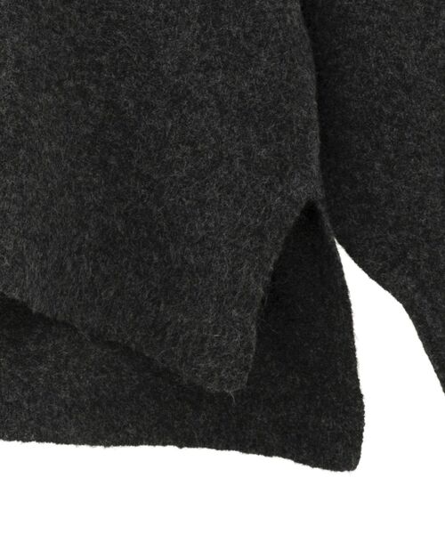 YECCA VECCA（イェッカヴェッカ）の「襟付きVネックニット（ニット/セーター・レディース・チャコールグレー/ブルー/ベージュ・FREE）」の10枚目の写真