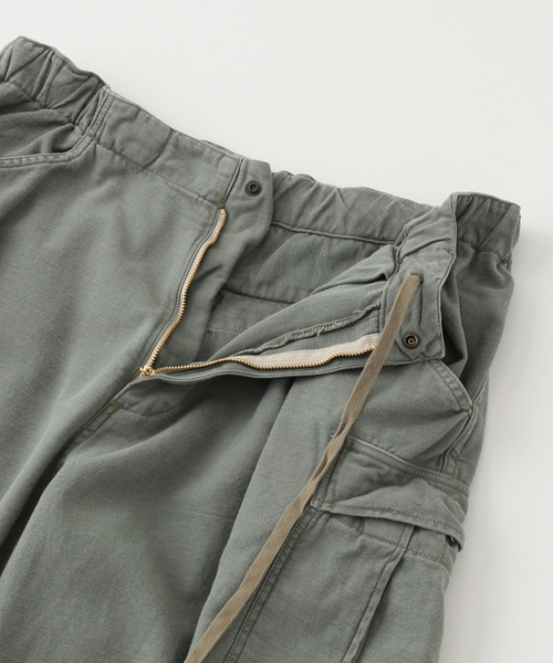 GOLD（ゴールド）の「GOLD / ゴールド LIGHT BACKSATIN EASY CARGO PANTS（カーゴパンツ・メンズ・オリーブ・MEDIUM/LARGE）」の6枚目の写真
