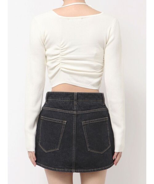 EMODA（エモダ）の「CHOKER GATHER LONG SLEEVE KNIT（ニット/セーター・レディース・グレー/ホワイト/レッド・FREE）」の7枚目の写真