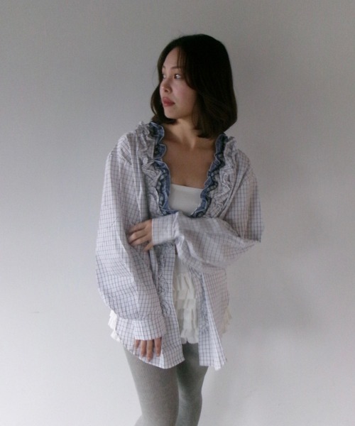 SANSeLF（サンセルフ）の「【SANSeLF】フロントボタンフリルチェックブラウス saw25a072（シャツ/ブラウス・レディース・ホワイト・FREE）」の5枚目の写真