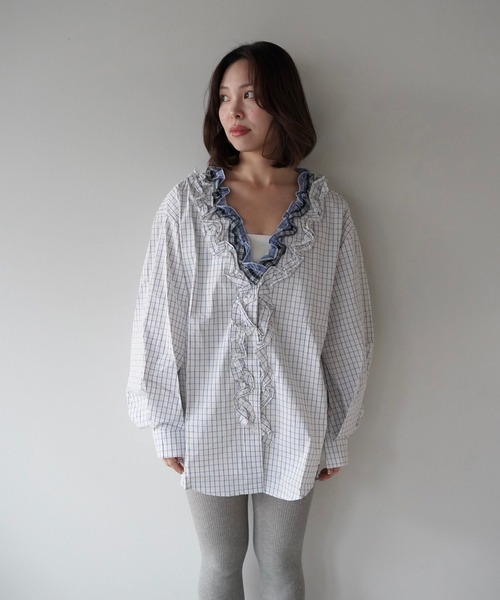 SANSeLF（サンセルフ）の「【SANSeLF】フロントボタンフリルチェックブラウス saw25a072（シャツ/ブラウス・レディース・ホワイト・FREE）」の2枚目の写真