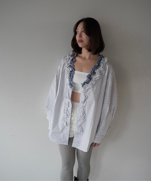 SANSeLF（サンセルフ）の「【SANSeLF】フロントボタンフリルチェックブラウス saw25a072（シャツ/ブラウス・レディース・ホワイト・FREE）」の3枚目の写真