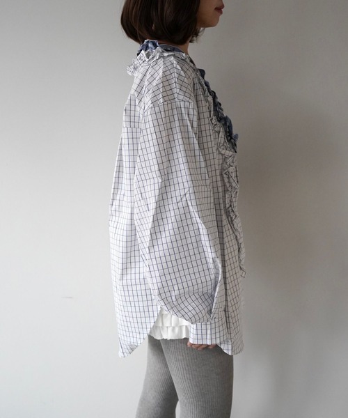 SANSeLF（サンセルフ）の「【SANSeLF】フロントボタンフリルチェックブラウス saw25a072（シャツ/ブラウス・レディース・ホワイト・FREE）」の11枚目の写真