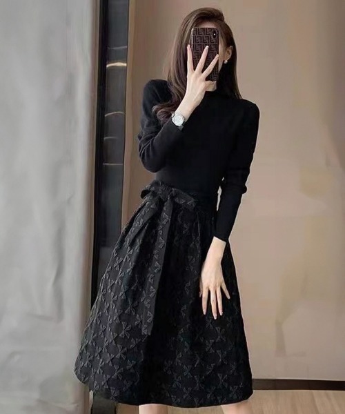 Miniministore(ミニミニストア)の「リボン柄フレアワンピース ウエストマーク(ワンピース・レディース・ブラック・L/M)」の3枚目の写真