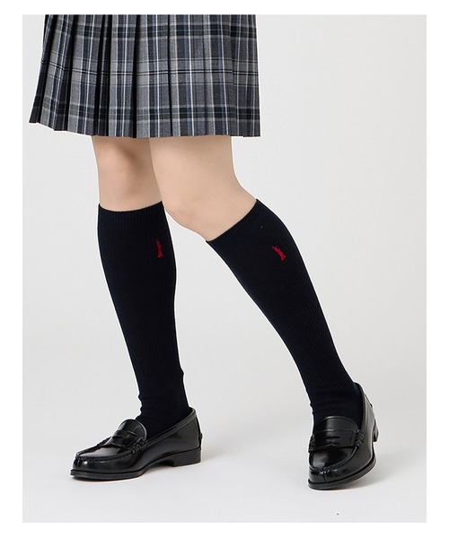 EASTBOY(イーストボーイ)の「ソックス 両面刺繍 38cm丈 通学 靴下 中学生 高校生 スクール (ソックス/靴下・キッズ・ネイビー系2/ブラック×ブルー/ネイビー系1/ブラック×レッド/ブラック×ピンク/ネイビー系3・F)」の1枚目の写真
