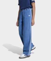 adidas（アディダス）の「ファイヤーバード デニム トラックパンツ（ジャージ） / アディダスオリジナルス adidas Originals（デニムパンツ）」