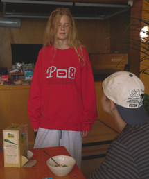 08 NARRATIVE SWEATSHIRT - RED