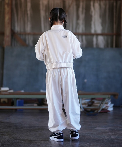 THE NORTH FACE（ザノースフェイス）の「THE NORTH FACE ザ・ノース・フェイス ワイドシルエット パンツ NBJ32601（その他パンツ・キッズ・ブラック/ブルーパープル/オフホワイト・130cm/140cm/150cm/160cm）」の10枚目の写真