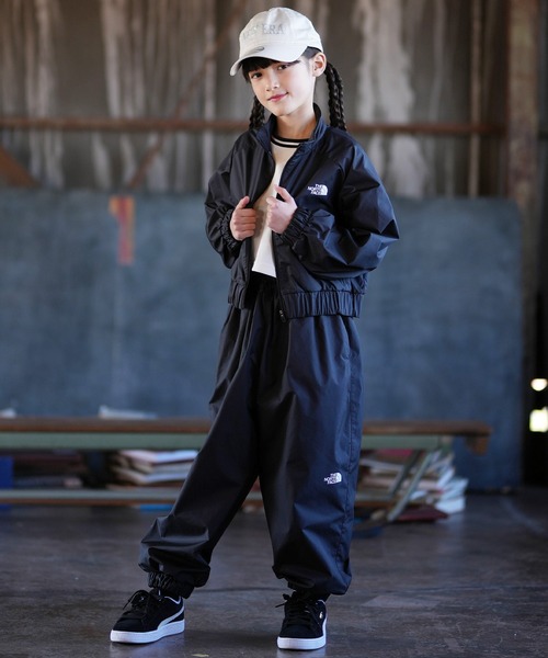 THE NORTH FACE（ザノースフェイス）の「THE NORTH FACE ザ・ノース・フェイス ワイドシルエット パンツ NBJ32601（その他パンツ・キッズ・ブラック/ブルーパープル/オフホワイト・130cm/140cm/150cm/160cm）」の16枚目の写真